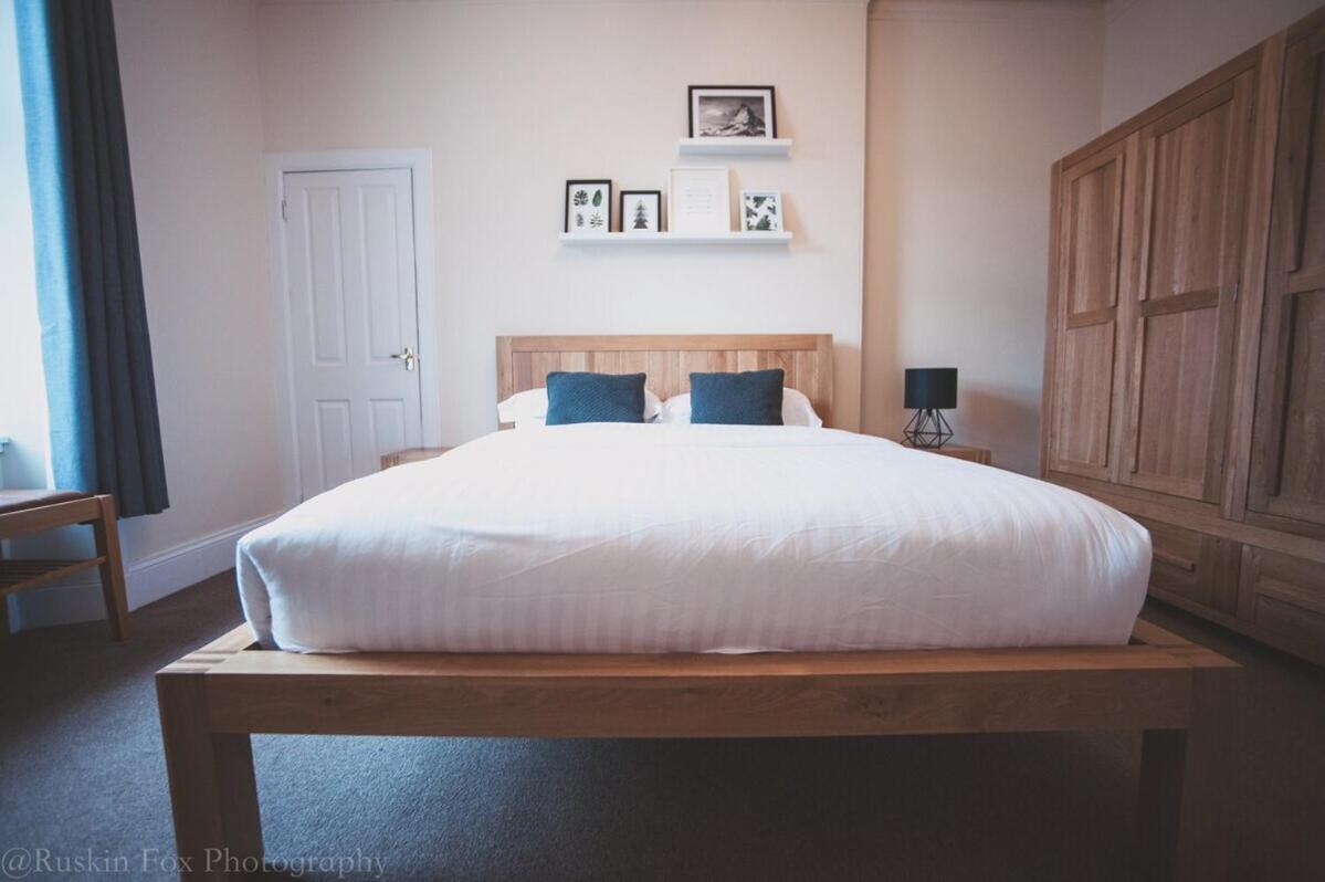 Stylish And Spacious Two Bed In Aberdeen'S West End Екстериор снимка